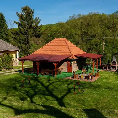 Napsugar Vendeghaz - Apartament